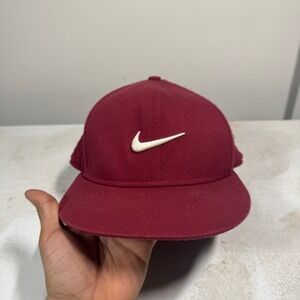 Nike True Flex Fitted Hat One Size Red White Embroidered Swoosh